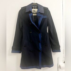 Burberry London Navy trench coat with leather collar and blue piping uk 6 (xs)